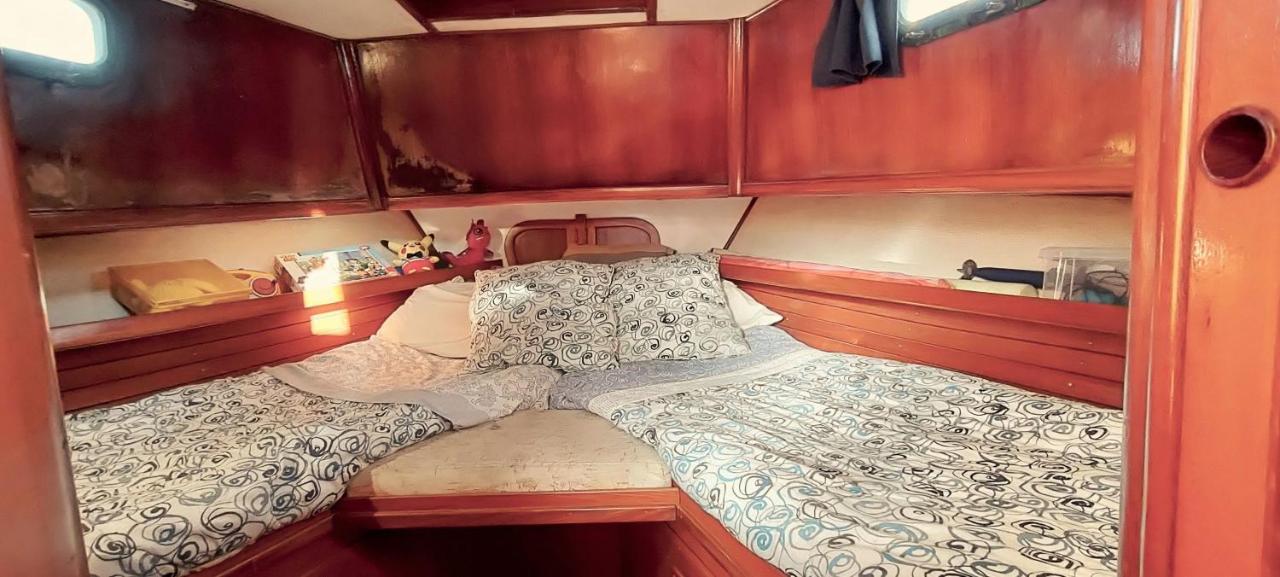 Barco 12 Mts Centro Cangas Экстерьер фото